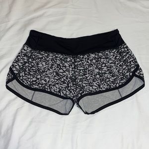 Lululemon Speed up shorts. Size 2, 2.5” inseam.